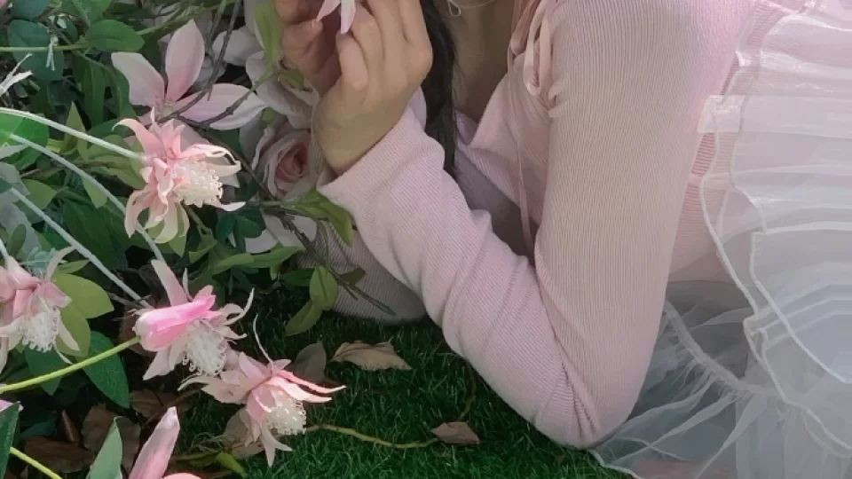 蜜桃视频·每日主题-女老师大赛视频·r星大赛每日大赛mrds三题联播全景解读播放预览封面